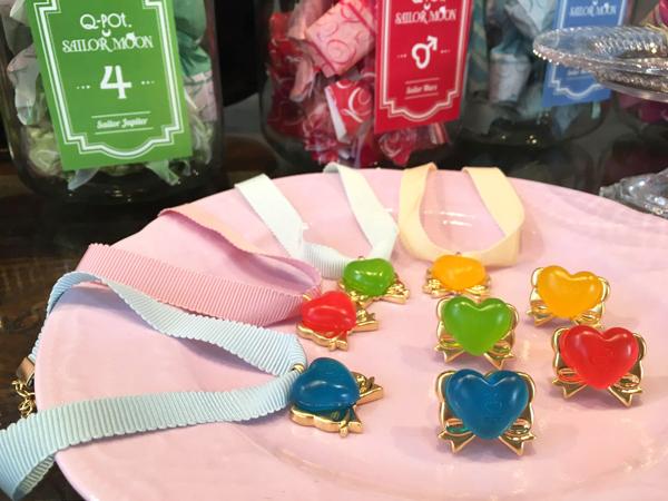 Sailor Heart Jelly (左) 手鏈 9,180 日圓、(右) 戒指 7,020 日圓