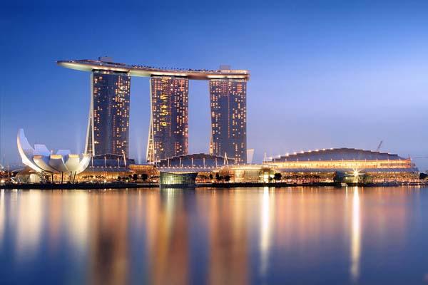 新加坡 4 天食玩蒲提案 
