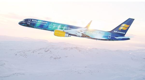 冰島航空 Icelandair 一直以來都以冰島美麗的景色為傲，航空公司為慶祝成立 80 週年，今年更推出了一架以冰川 Vatnajokull 為主題的客機。