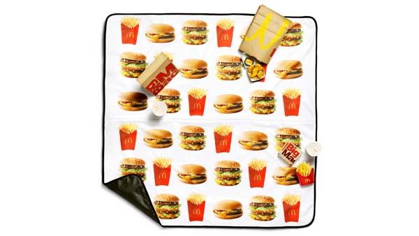 Big Mac 及薯條圖案毛毯
