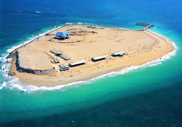 險礁嶼是台灣唯一的珍珠貝殼砂島。