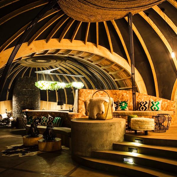 這間旅館的設計，是根據盧旺達的傳統古代君王皇宮建築。（圖：wearewilderness @IG）