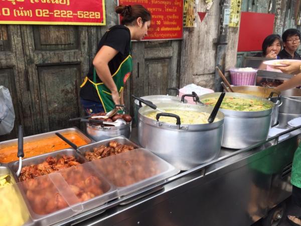 曼谷唐人街必食 跟住當地人食好西　