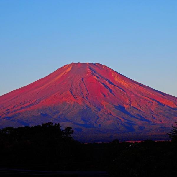 日本季節限定赤富士甚麼時候先睇得到？ | U Travel 旅遊資訊網站