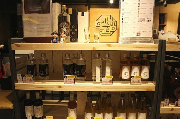 有多種酒類售賣。（圖：snowa12 @Naver Blog）