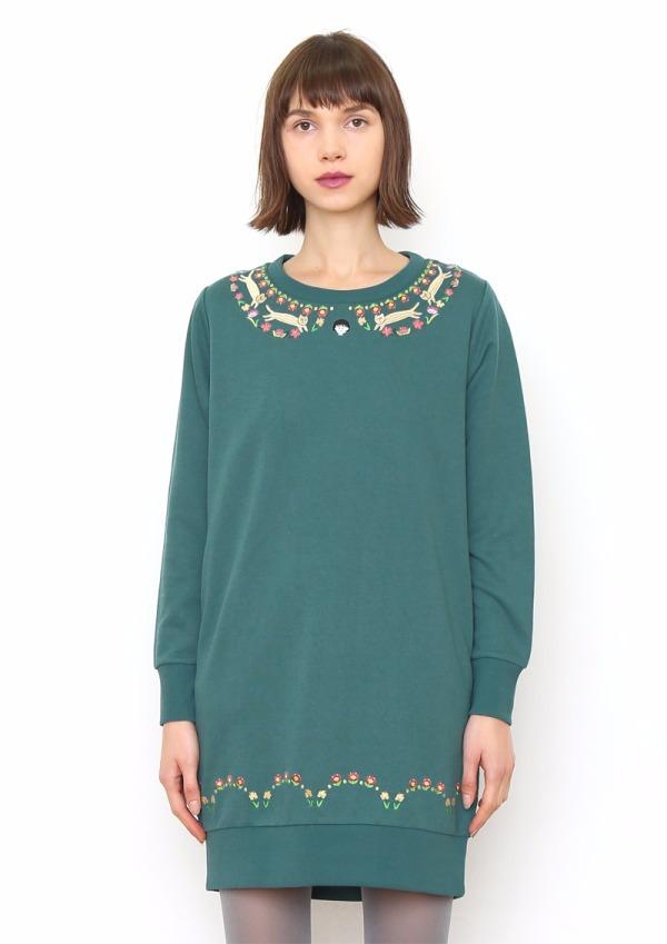 小丸子 花邊墨綠色連身裙。 5,500 日圓（未連稅）