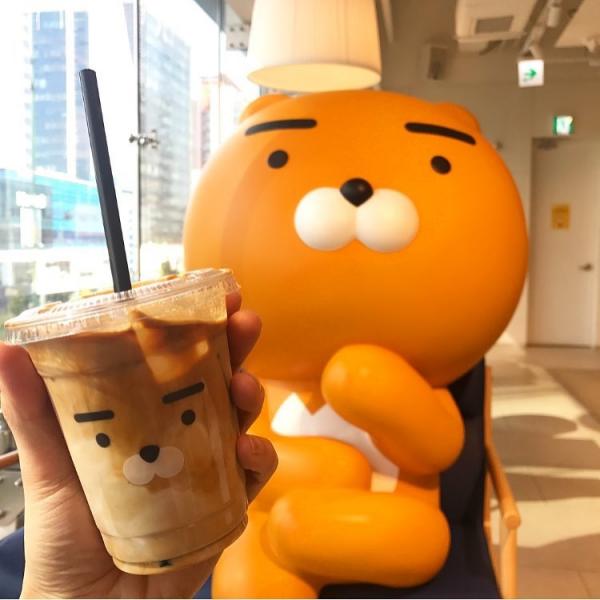 首爾復古風 Cafe　 放仿冰屋帳篷 室內佈置似影樓