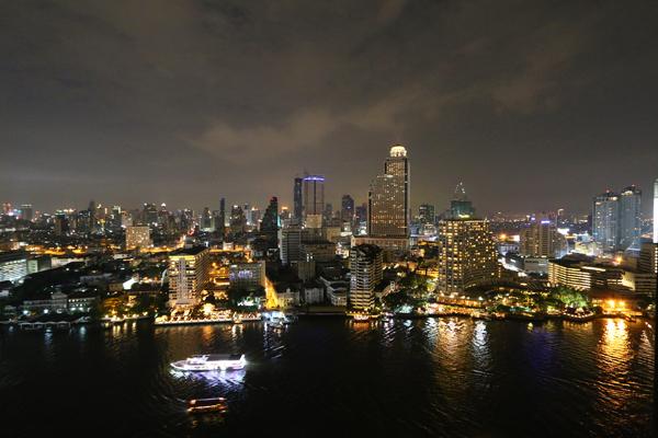 曼谷另類玩法 坐交通船玩盡湄南河精華遊