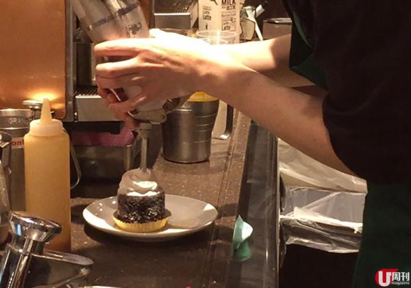 日本星巴克新甜品 朱古力蛋糕變 Espresso 杯！ 