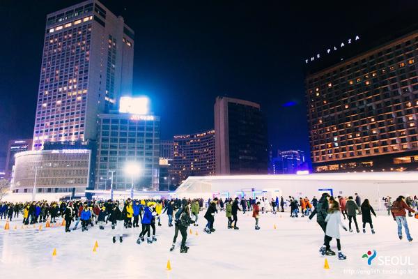 首爾廣場溜冰場 12 月 22 日開幕！ 入場只需 1,000 韓圜
