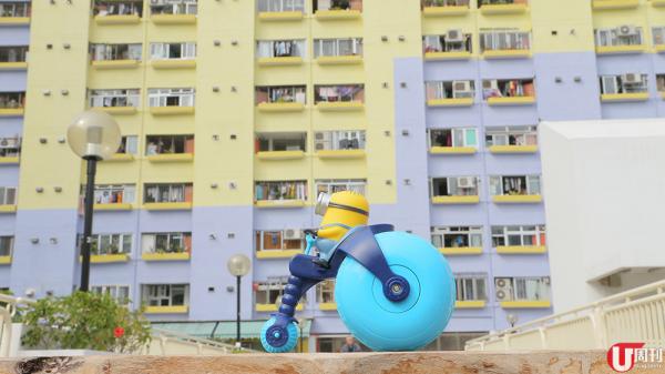 帶 Minions 去私影 外牆顏色拍出公仔寫真 