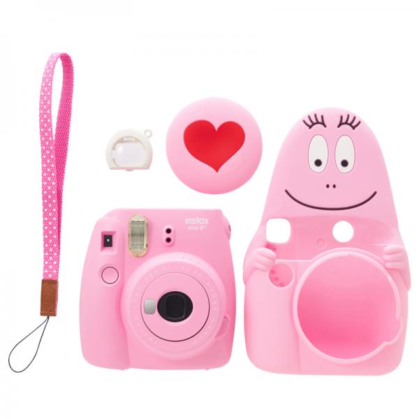 相機套裝，包括 Barbapapa  die cut 相機套、心形相機套蓋及粉紅色波點手帶。