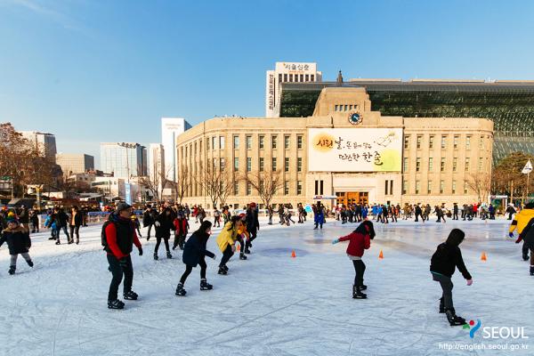 首爾 8 大室內外溜冰場、雪橇場 冬日滑雪以外的好選擇