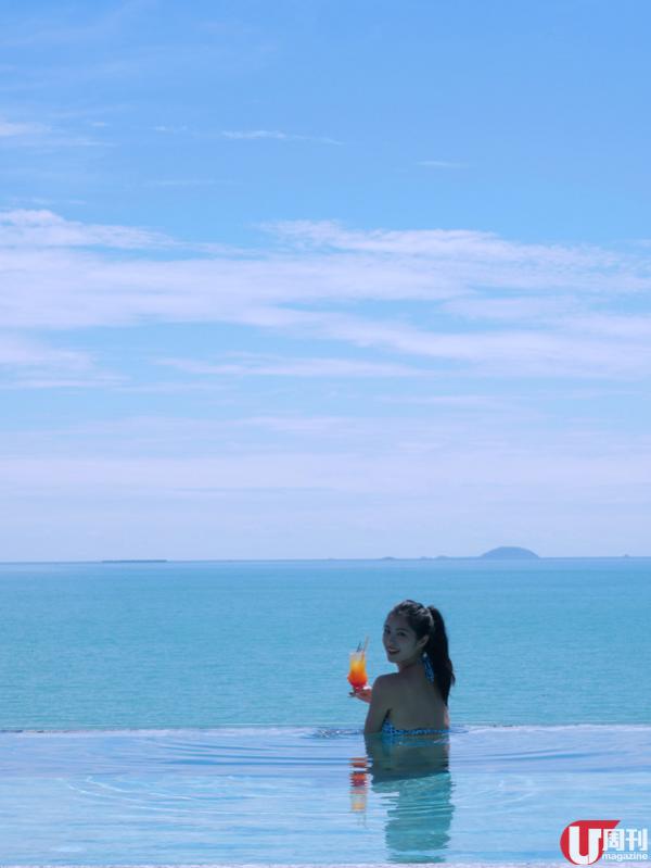 主樓天台的 Infinity Pool,12 米長的池邊面朝大海。 主樓天台的 Infinity Pool,12 米長的池邊面朝大海。