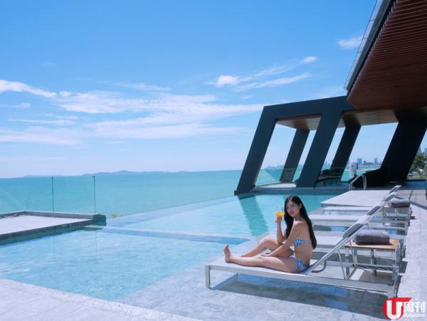 主樓天台的 Infinity Pool,12 米長的池邊面朝大海。 主樓天台的 Infinity Pool,12 米長的池邊面朝大海。