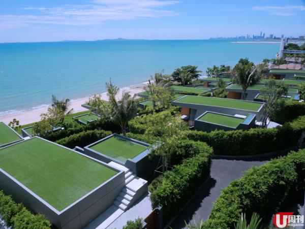 主樓天台的 Infinity Pool,12 米長的池邊面朝大海。 主樓天台的 Infinity Pool,12 米長的池邊面朝大海。
