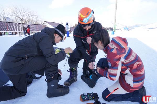 特大的滑雪道，減低碰撞機會，最啱滑雪新手。