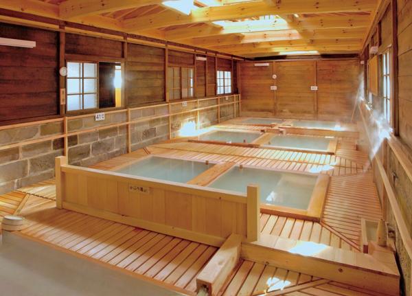 第1位 ：靜岡縣 熱海溫泉有美麗海灣的熱海市，只需由東京坐 35 分鐘新幹線即達，特別受年輕人歡迎，較往年增長約 1.4 倍。