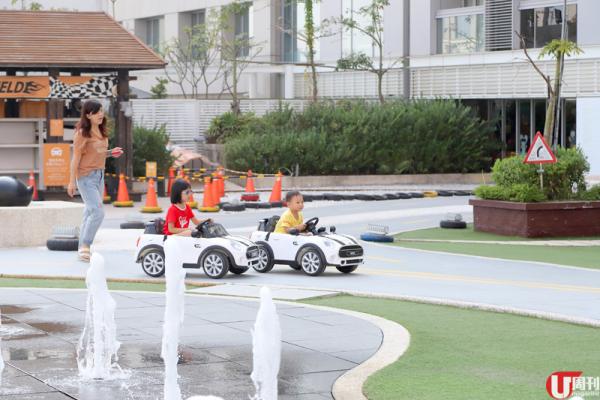 連小童牙膏都有，貼心。