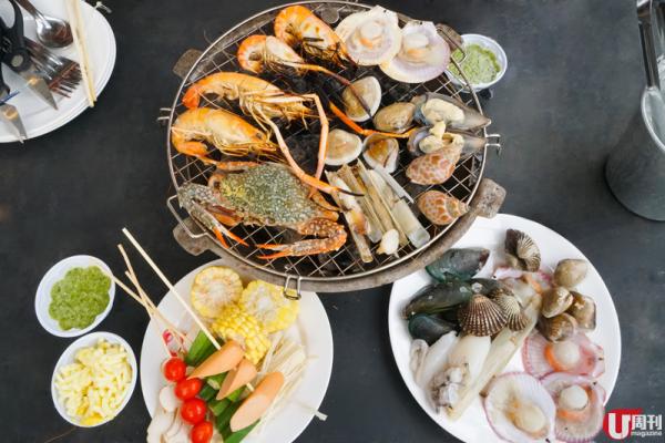 夾~夾~夾~ 所有食材全由客人自助任取。