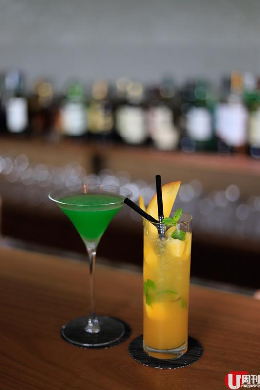 為保私隱，露天溫泉設有適當的欄柵，一般成人都可以邊泡邊看富士山。