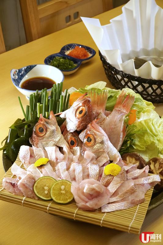 GEMS 難波 3-13 樓，每層一間餐廳。