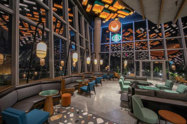 Starbucks ICONSIAM 泰國最大 Starbucks 