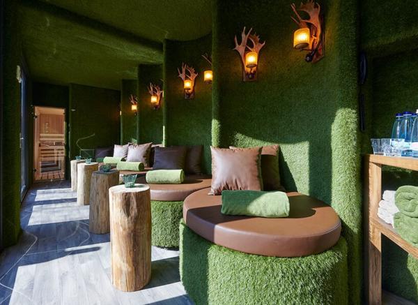 匈牙利，護城河變私人桑拿