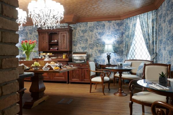 匈牙利，護城河變私人桑拿