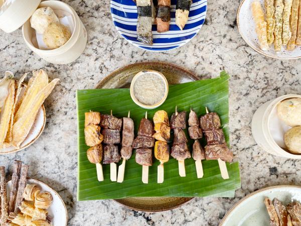 北角維港凱悅尚萃酒店 Hyatt Centric Staycation優惠 每人$606包早+自助午餐 歎維港景色Infinity Pool！標準大床房