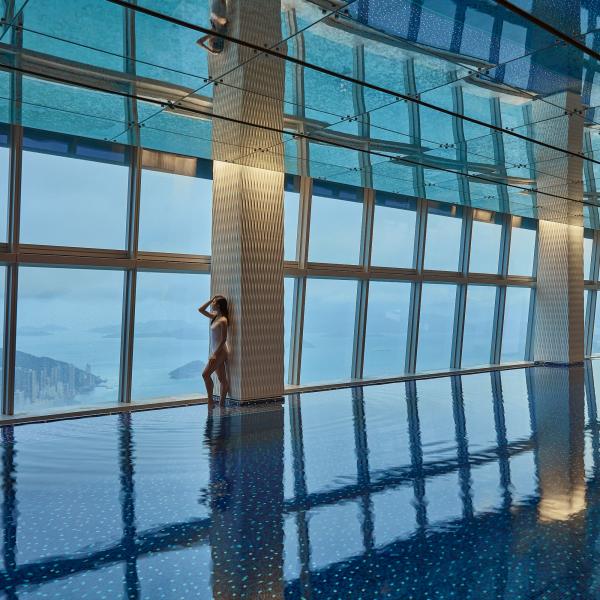 9大維港Infinity Pool酒店推介 維港凱悅尚萃酒店 (Hyatt Centric Victoria Harbour Hong Kong)