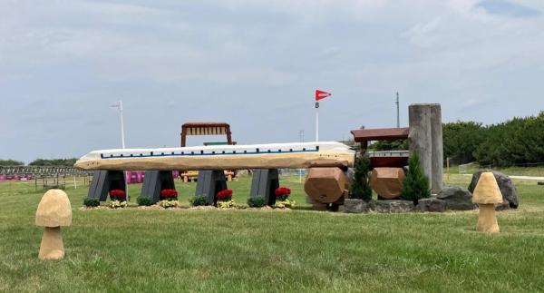 障礙物1：北齋《神奈川沖浪裏》