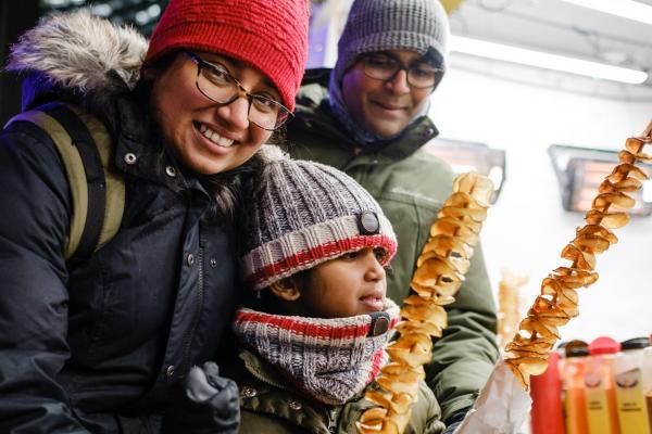 加拿大9個人氣聖誕市集/好去處 Vancouver Christmas Market、Holiday Fair in the Square回歸