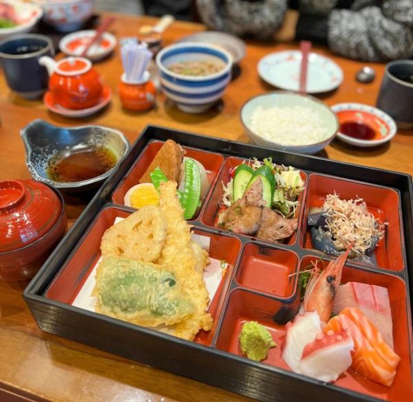 U Lifestyle App強勢推出《社群》專區  帶您享受異國風情餐飲及打卡體驗！ 