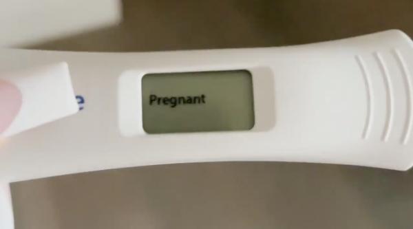 第3位：Kylie Jenner宣布懷第二胎（@kyliejenner）卡戴珊家族小妹Kylie Jenner與饒舌歌手Travis Scott早前宣布喜獲二胎，得到不少名人好友和網民們的祝福，影片順利取得 2,460萬個讚好，成功拿下第三。