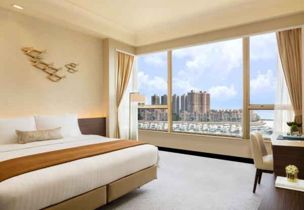 10大酒店新年Staycation優惠一覽（持續更新） 最平人均7包2餐！限量版大富翁、節日工作坊、賀年禮品