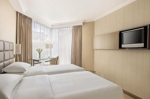 12大酒店快閃優惠低至半價 美利送00餐飲額、WM酒店人均8一晚包3餐