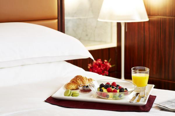 10大酒店新年Staycation優惠一覽（持續更新） 最平人均7包2餐！限量版大富翁、節日工作坊、賀年禮品