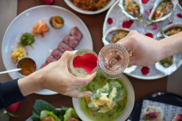 12大酒店情人節Staycation優惠（持續更新） 豪華轎車接送/復古菲林攝影體驗/免費鮮花束