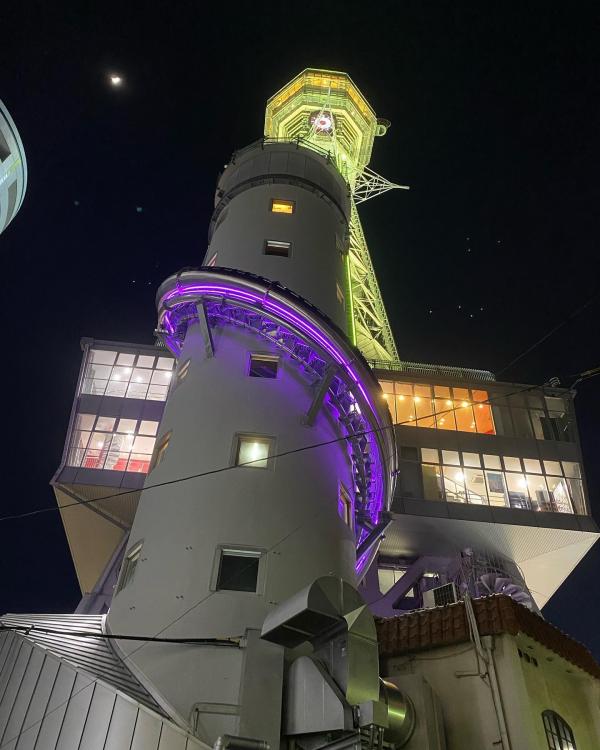 大阪通天閣新設施TOWER SLIDER正式開幕！ 10秒滑完60米長透明滑梯