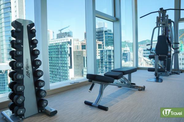 Vitamin Guru – Nutrients Extravaganza（甜菜、蘋果、檸檬和姜）$95、Master Cleanse – Beauty From The Inside Out（菠菜、萵苣、香芹、黃瓜、芹菜、蘋果和檸檬）$95、Signature Detox – Anti-Aging Energy Boost（菠蘿、蘋果和薄荷）$95