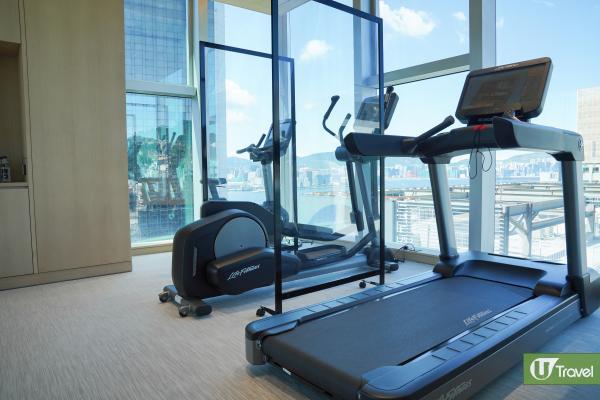 Vitamin Guru – Nutrients Extravaganza（甜菜、蘋果、檸檬和姜）$95、Master Cleanse – Beauty From The Inside Out（菠菜、萵苣、香芹、黃瓜、芹菜、蘋果和檸檬）$95、Signature Detox – Anti-Aging Energy Boost（菠蘿、蘋果和薄荷）$95